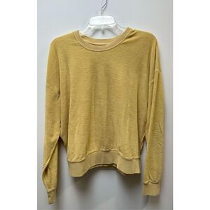 Paper Label women’s yellow sweatshirt size Large.  #15-0361